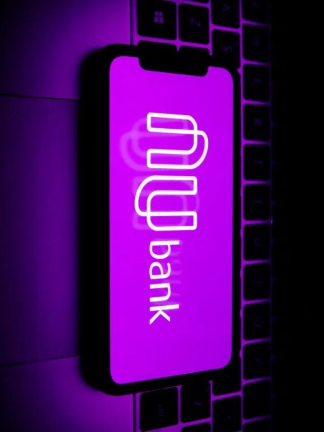 Nubank-cartao-celular